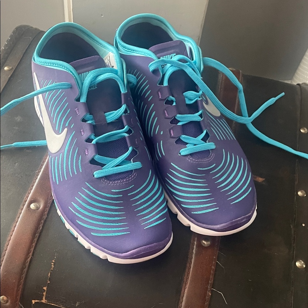 Nike Teal and Purple Running Shoes